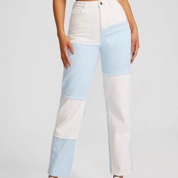 Straight Leg Mom Jeans - Picture 3 of 6